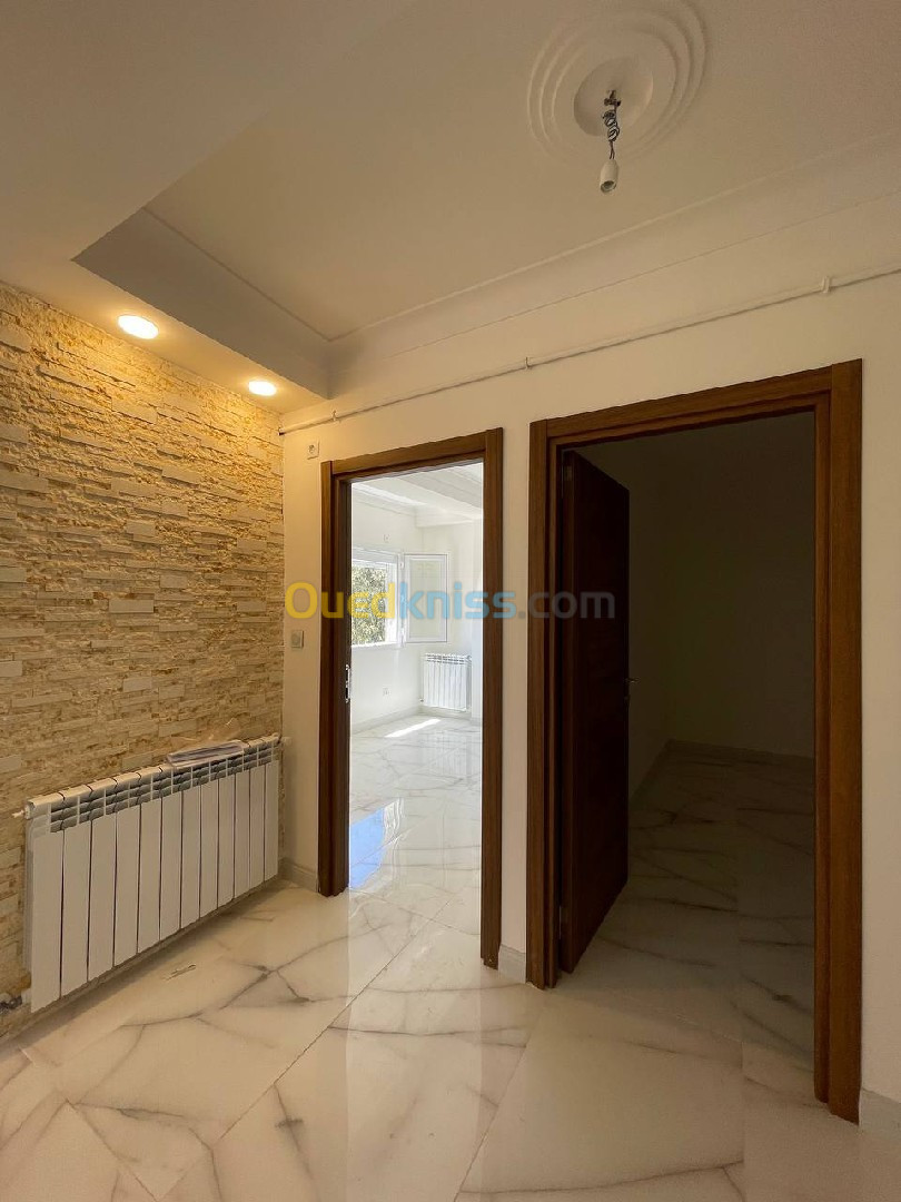 Vente Appartement F4 Alger Bordj el bahri