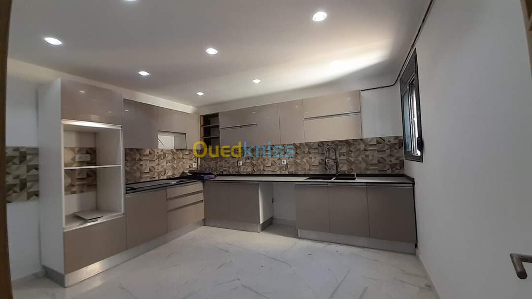 Vente Appartement F3 Alger Bordj el bahri