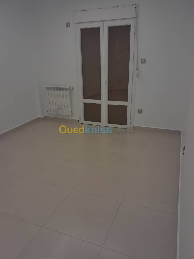 Vente Appartement F4 Jijel Jijel