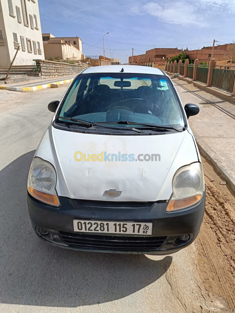 Chevrolet Spark 2015 Lite Base