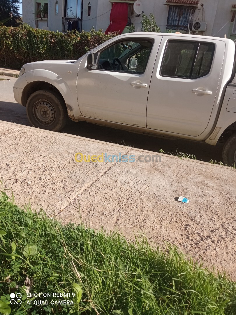 Nissan Navara 2011 Elegance 4x4