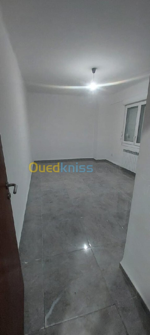 Location Appartement F4 Alger Bab ezzouar