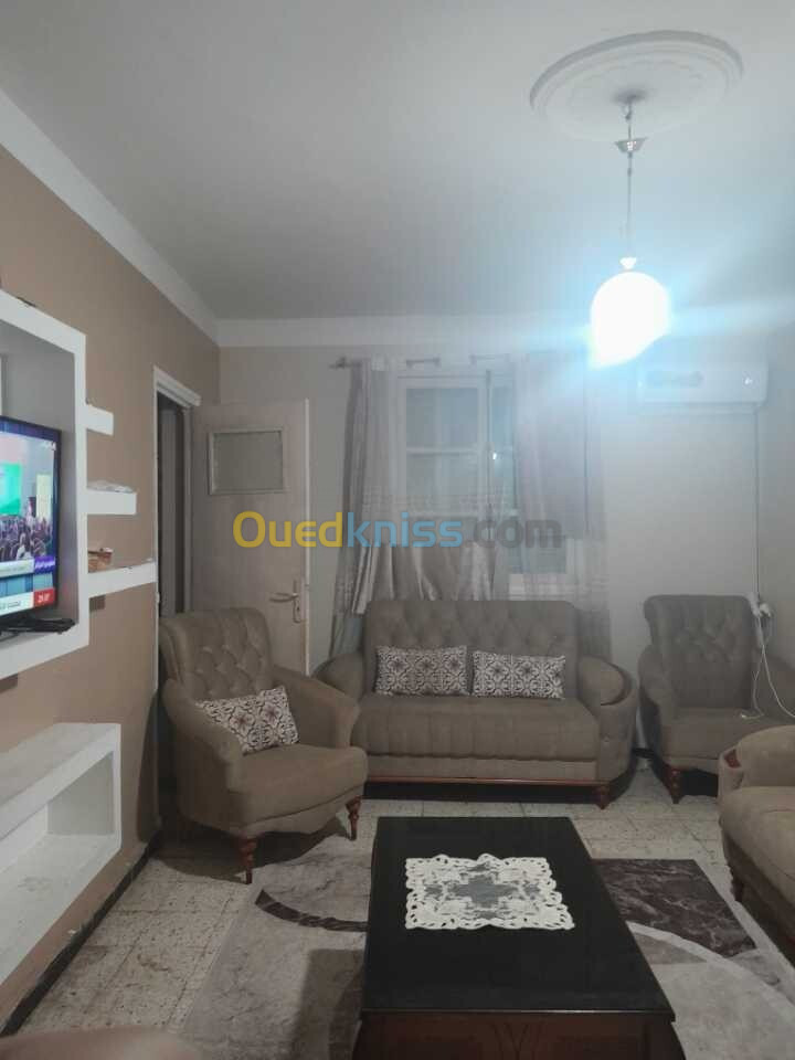 Location Appartement F2 Alger Les eucalyptus