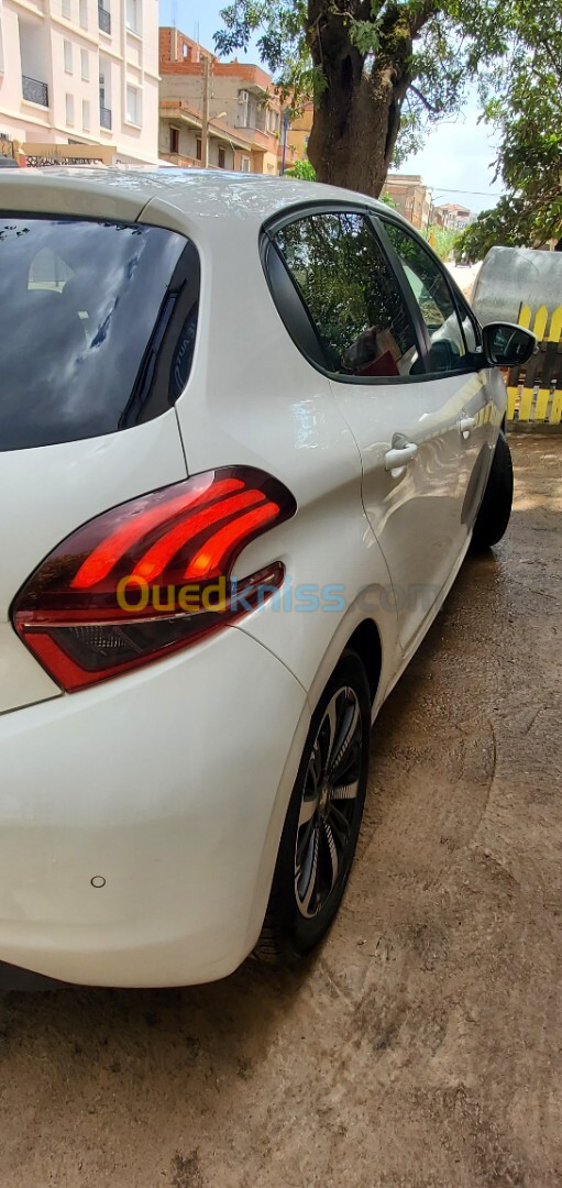 Peugeot 208 2019 Active Facelift