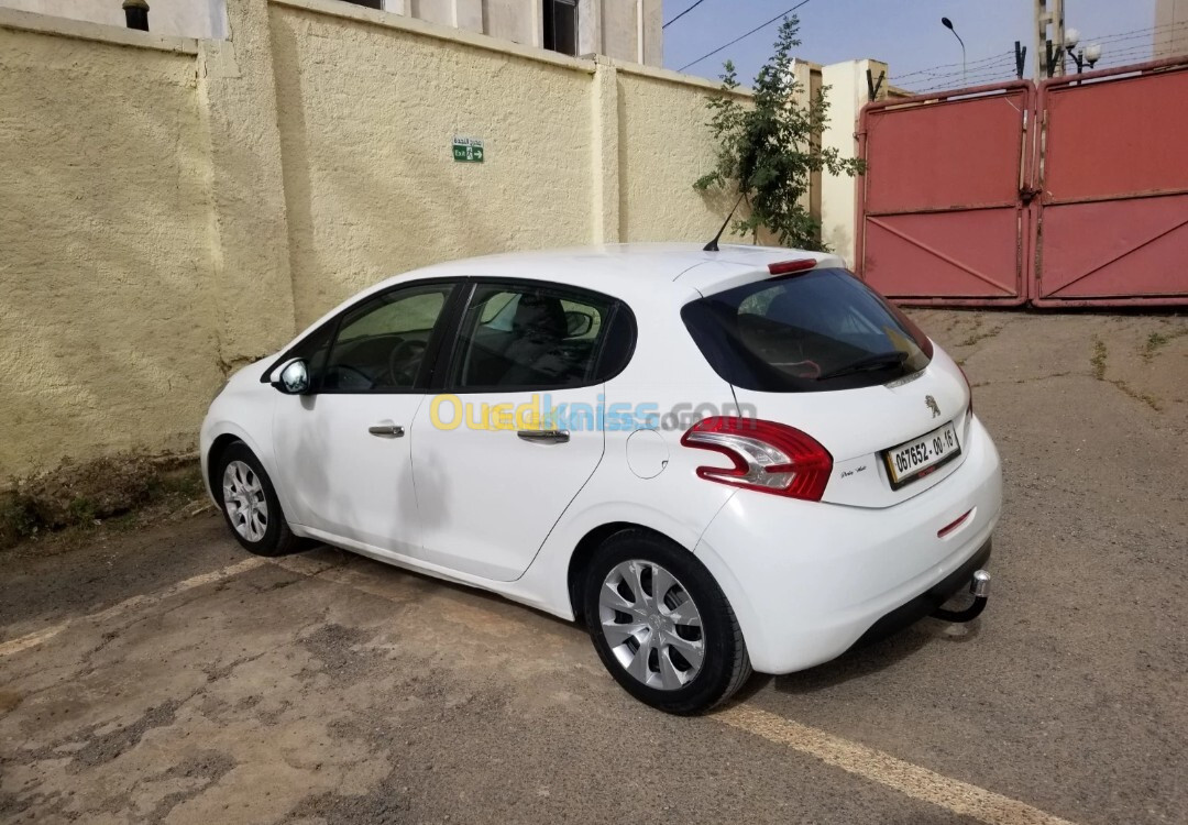 Peugeot 208 2012 208