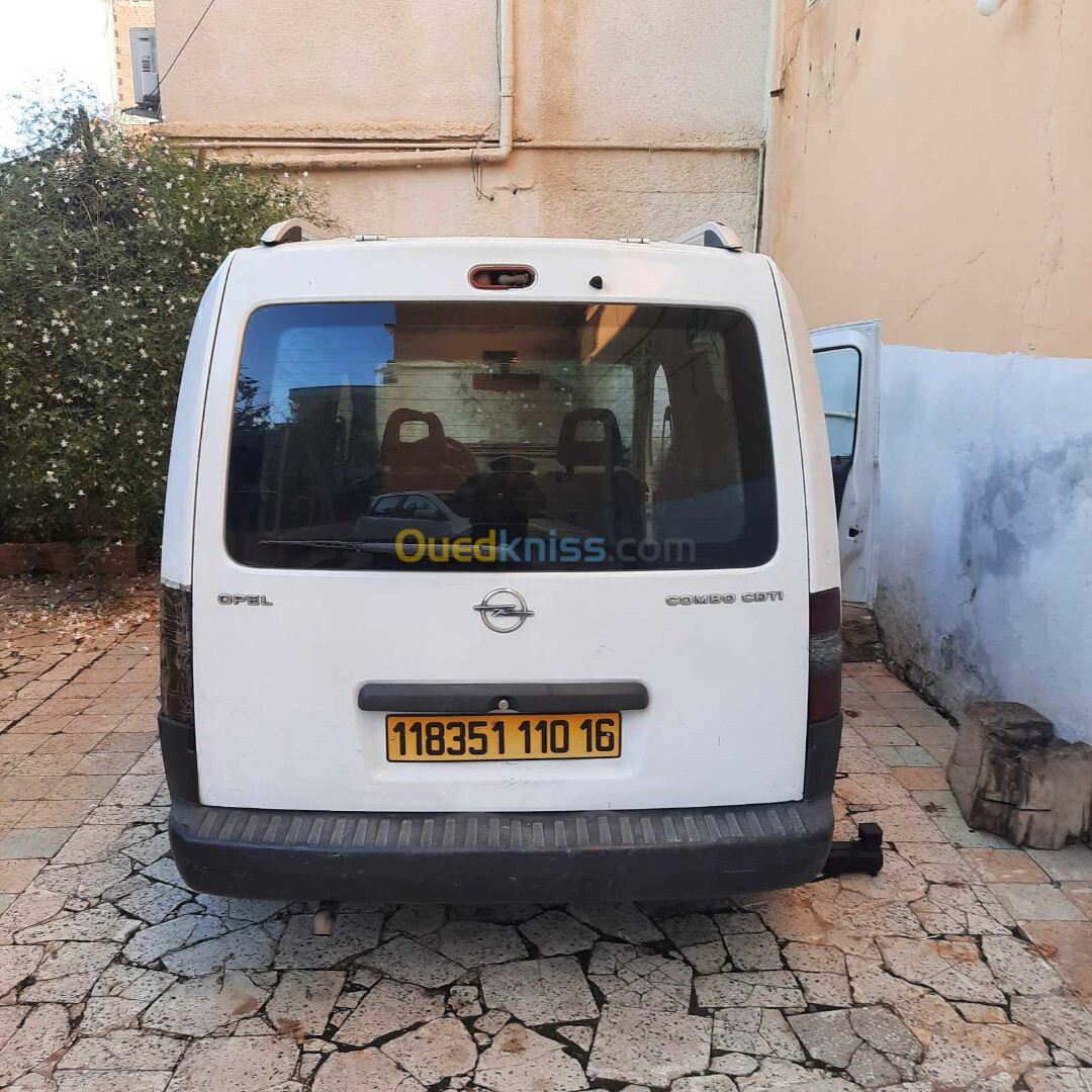 Opel COMBO 2010 