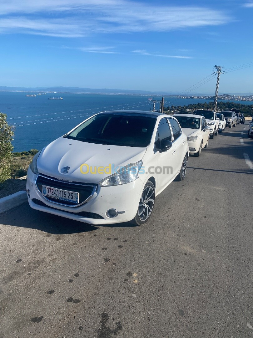 Peugeot 208 2015 Allure