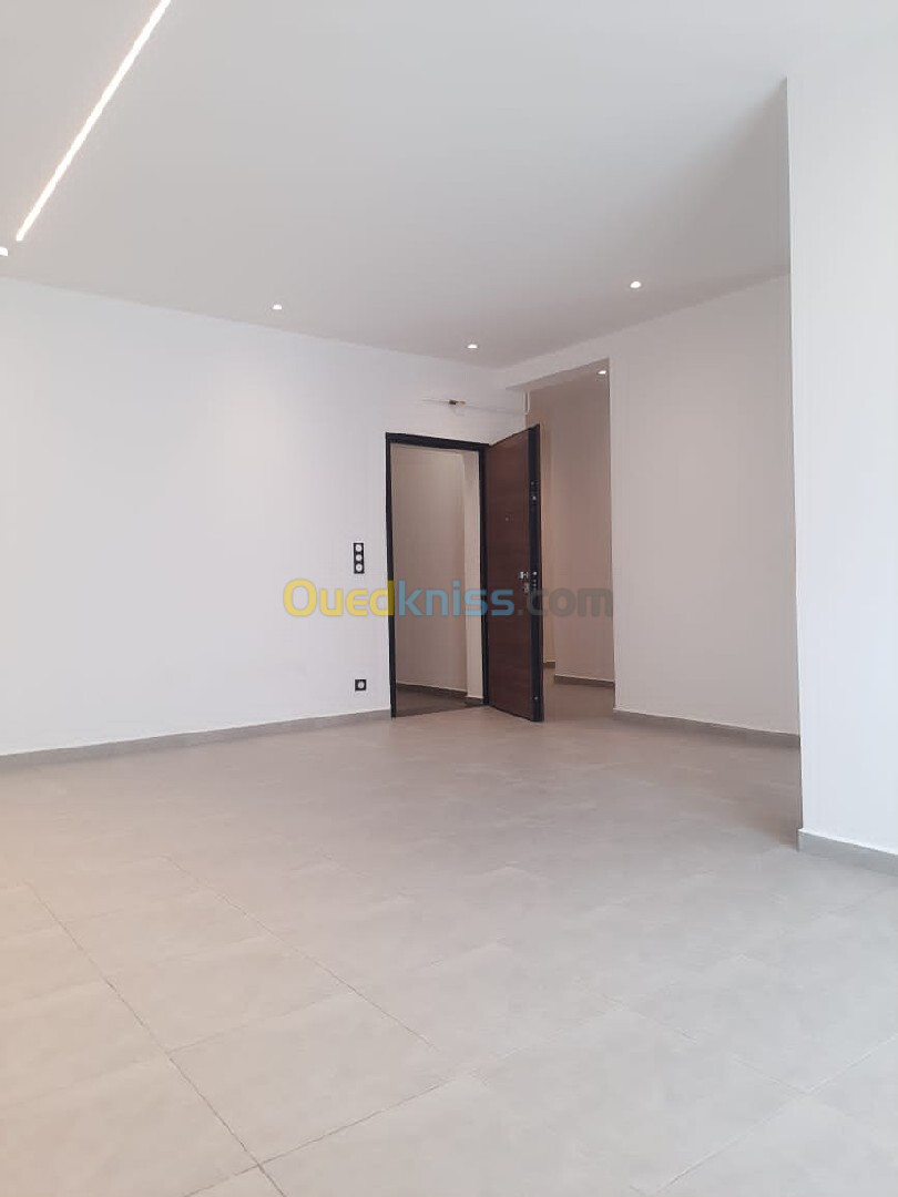 Vente Appartement F5 Alger Bordj el kiffan