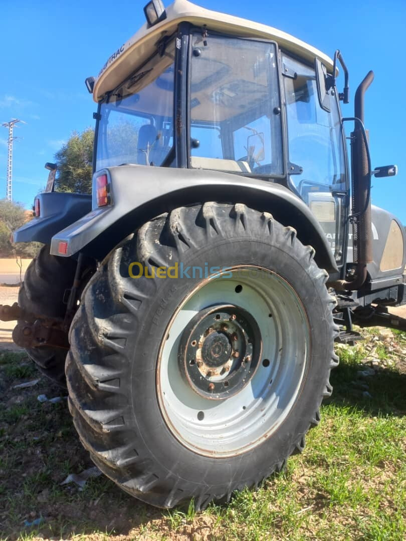 Farmtrac 7110 Dt 2015