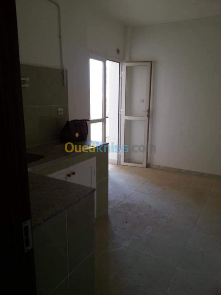 Location Appartement F3 Tipaza Kolea