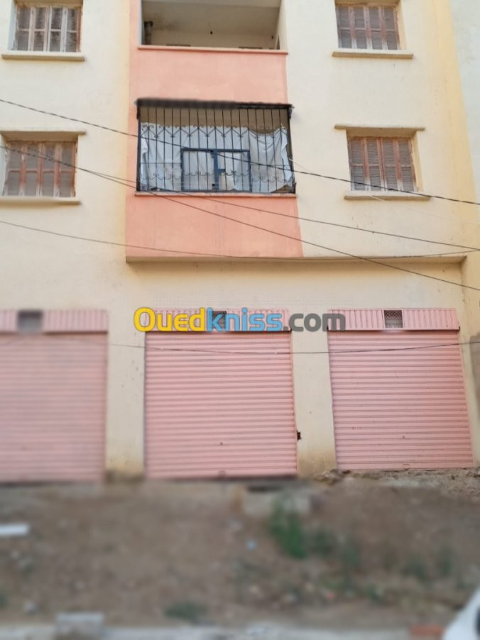 Vente Appartement F4 Skikda Ramdane djamel