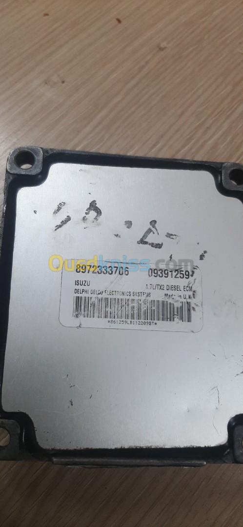 Calculateur Moteur Ecu OPEL CORSA C Comfort 09391259