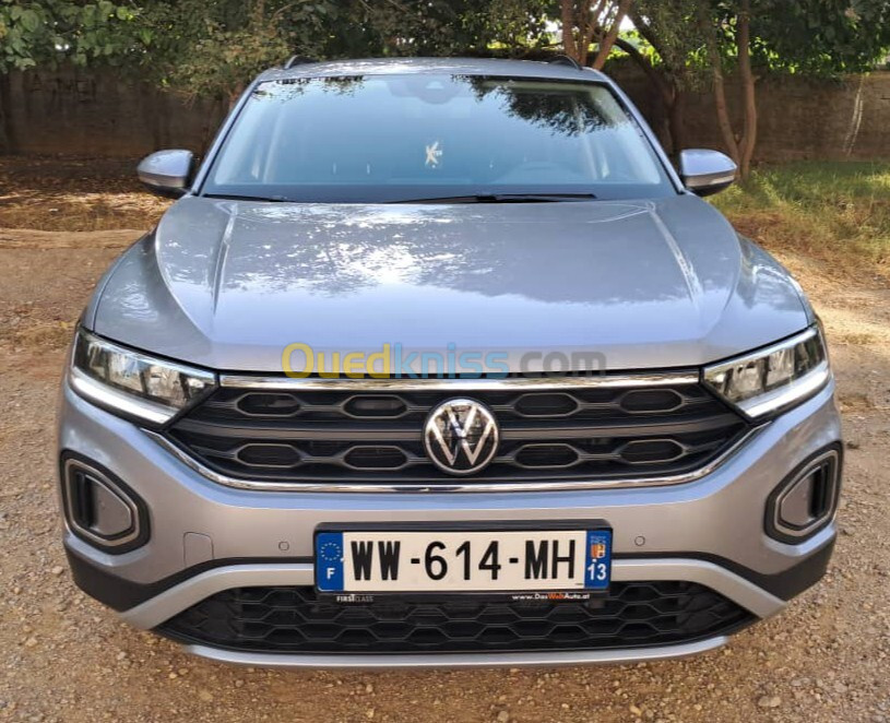 Volkswagen T-Roc 2023 Life+