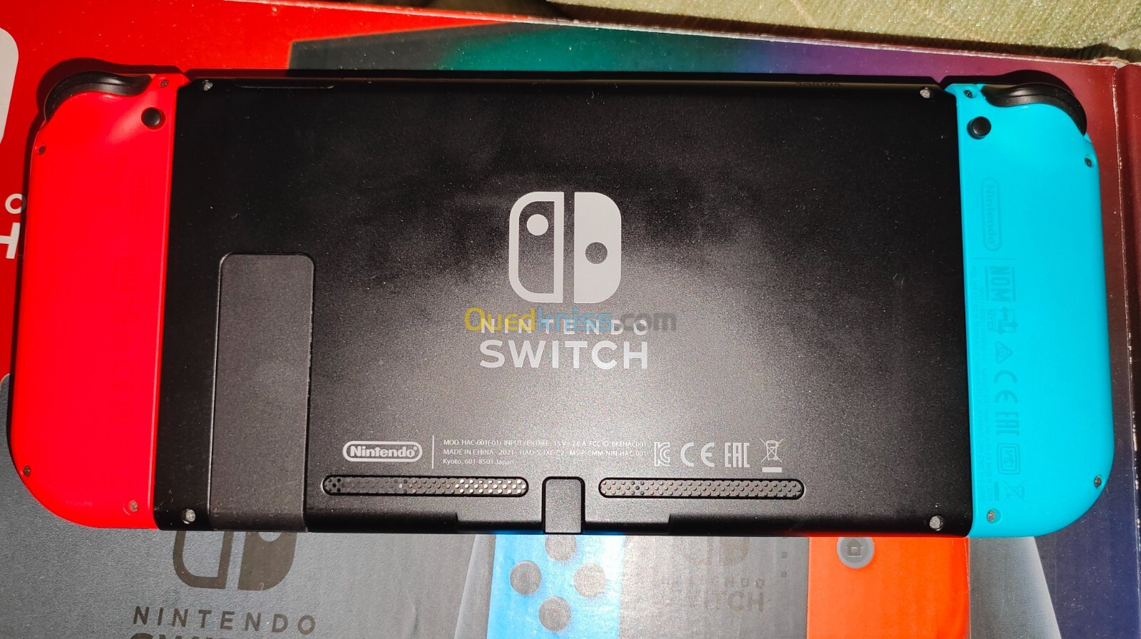 Nintendo switch V2 2021 flashée puce 256 go 