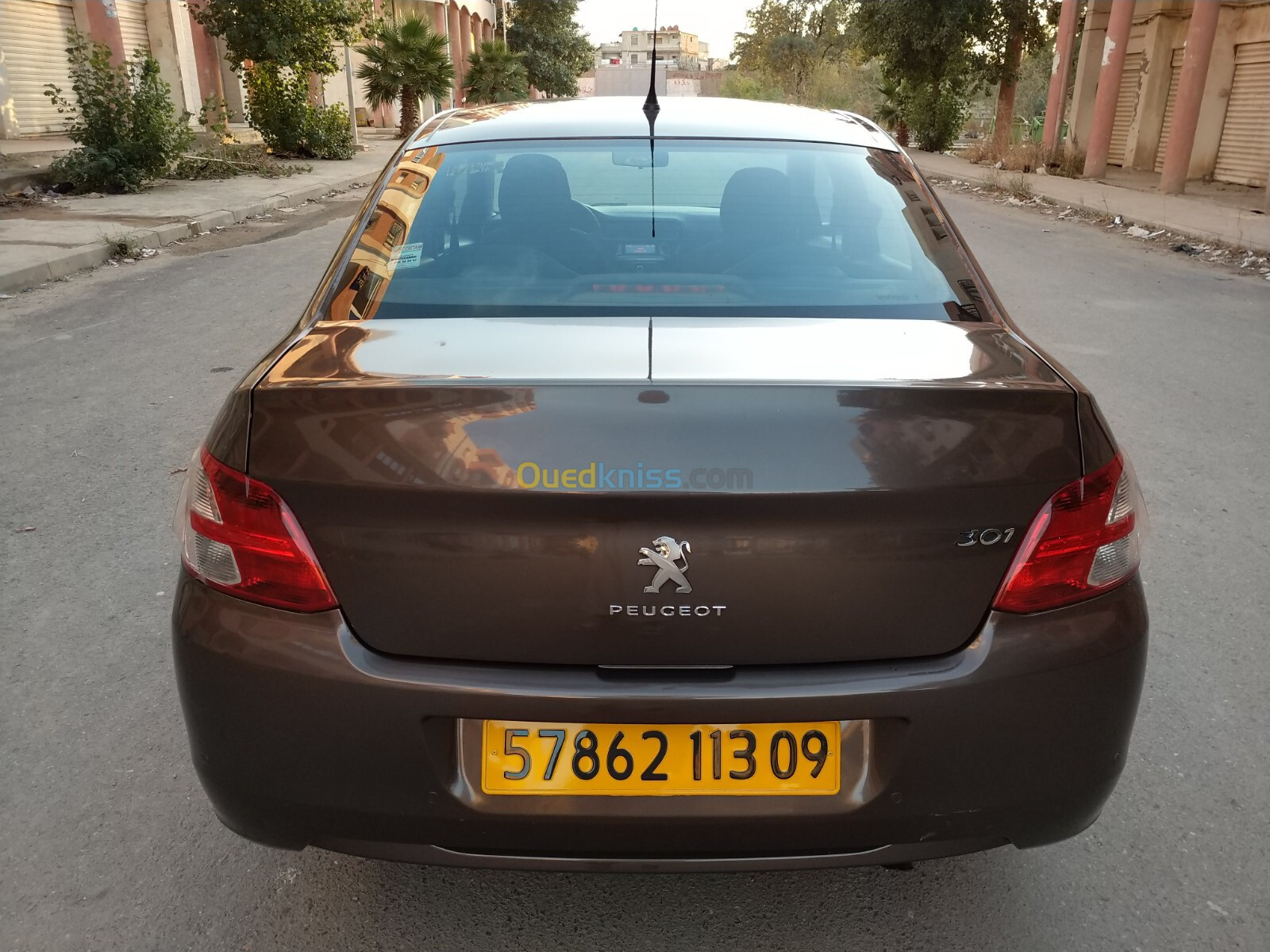 Peugeot 301 2013 Allure