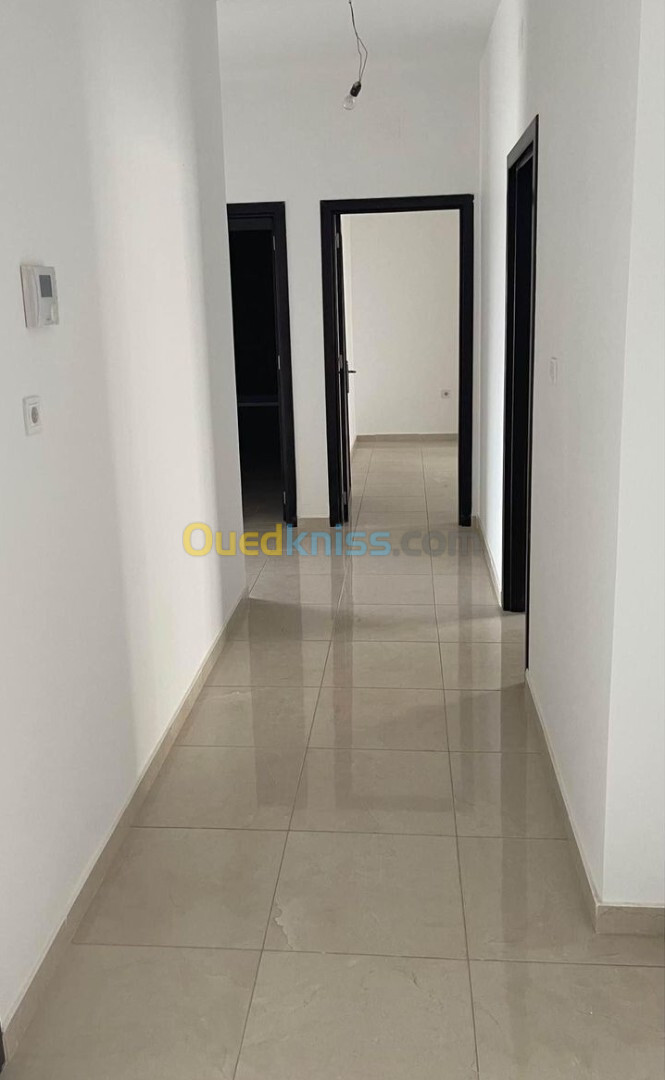 Location Appartement F3 Alger Birkhadem