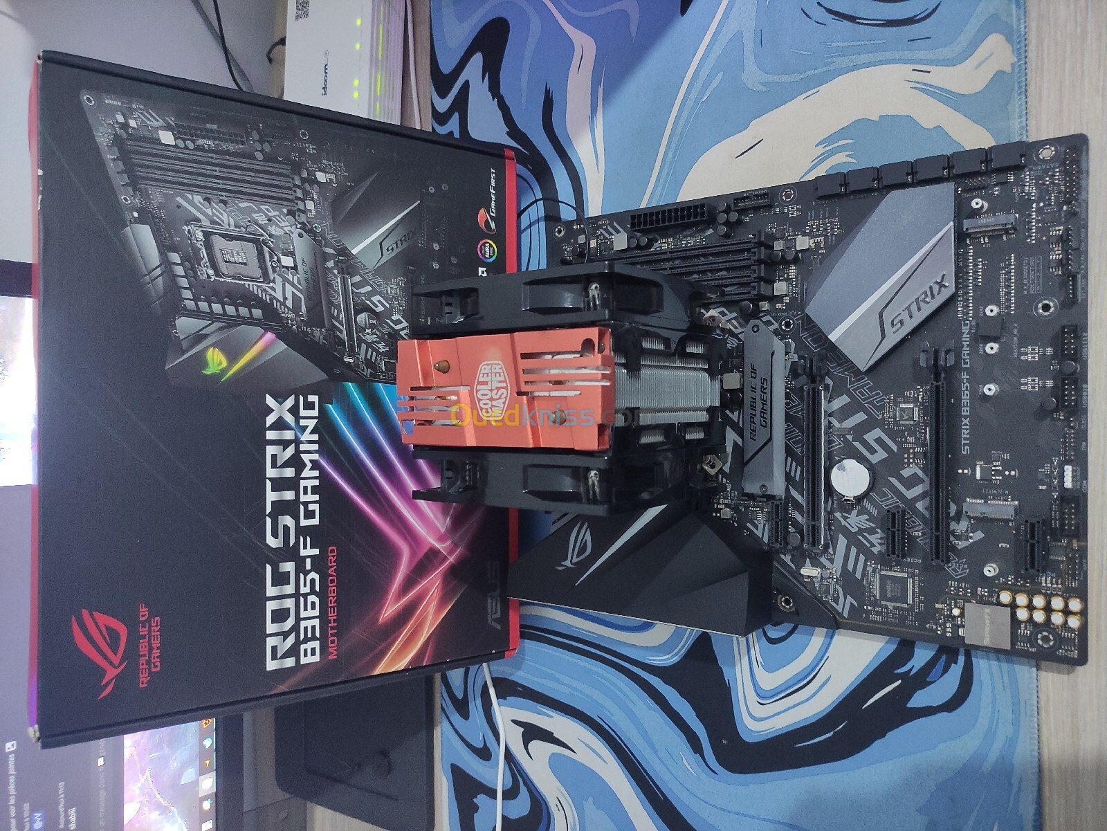 Combo i5 9600k + Asus ROG STRIX  B365 F gaming + air cooler ( Cooler master hyper 212 Turbo red )