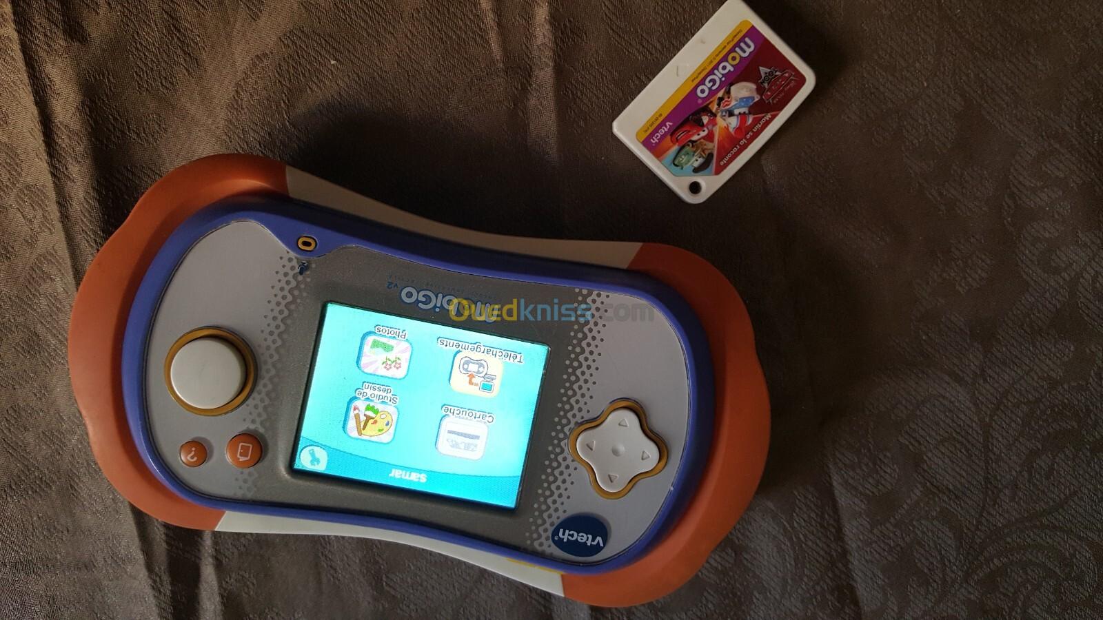 CONSOLE VTech MOBIGO + JEUX (3-8 ans)