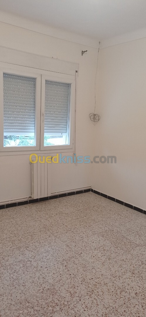 Location Niveau De Villa F3 Alger Ain taya