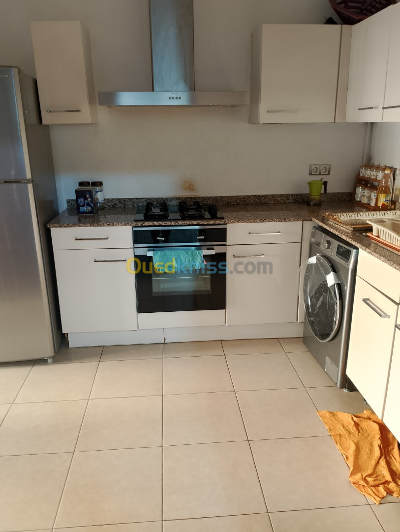 Location Appartement F3 Alger Ain benian