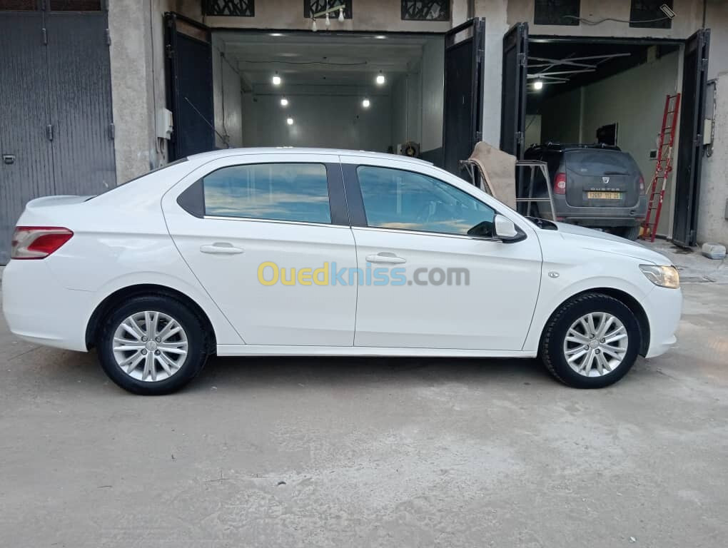 Peugeot 301 2015 Allure