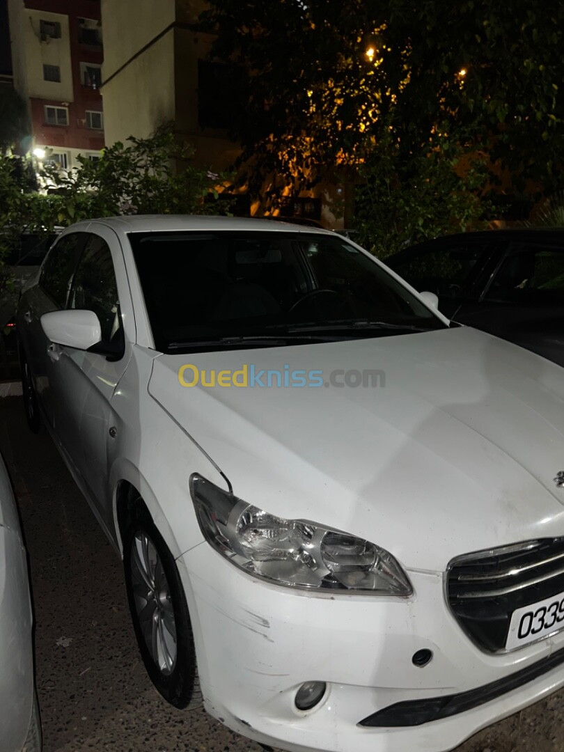 Peugeot 301 2013 Allure