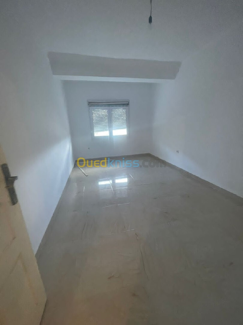 Location Niveau De Villa F4 Alger Said hamdine