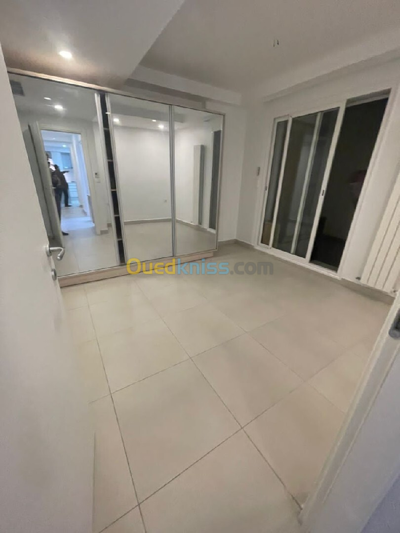 Location Appartement F5 Alger Hydra