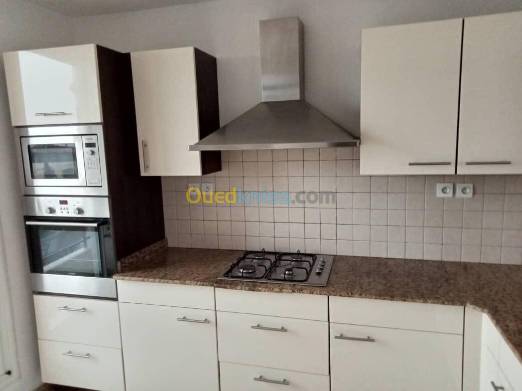 Location Appartement F5 Alger Hydra