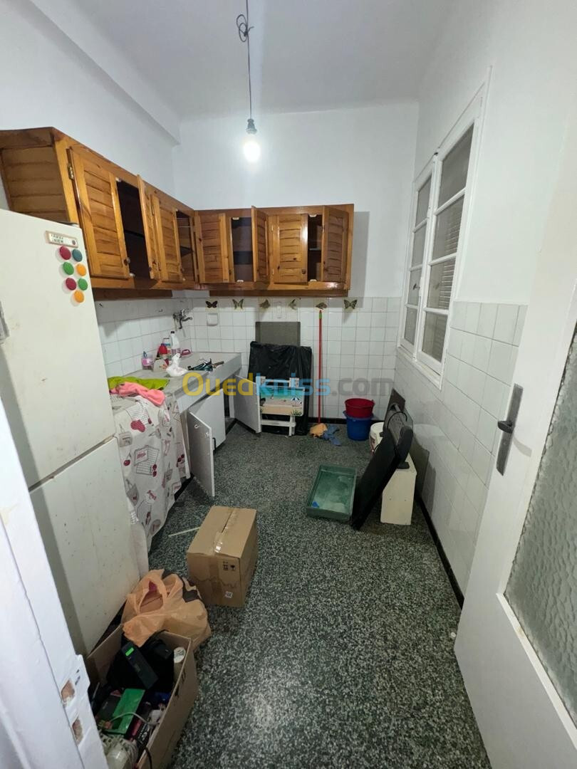 Location Appartement F03 Alger Kouba