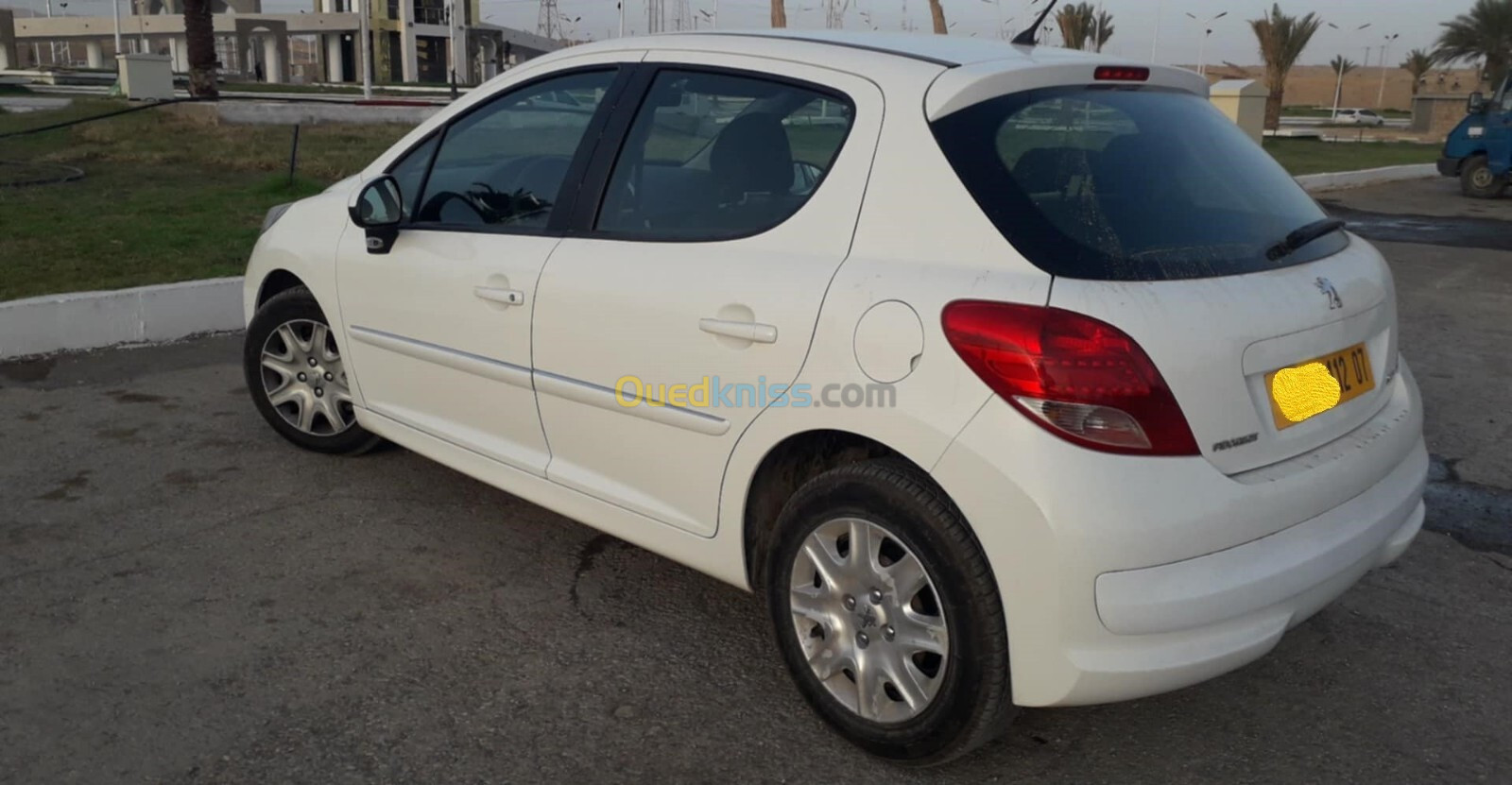 Peugeot 207 2012 Fennec