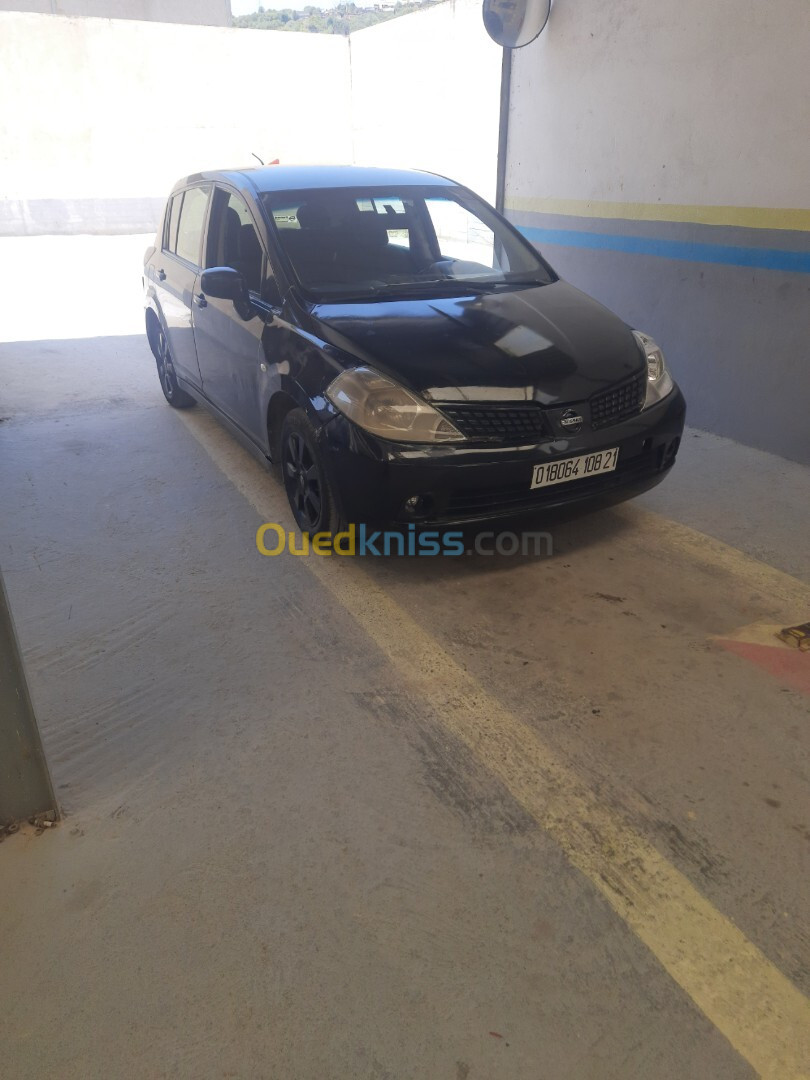 Nissan Tiida 5 portes 2008 