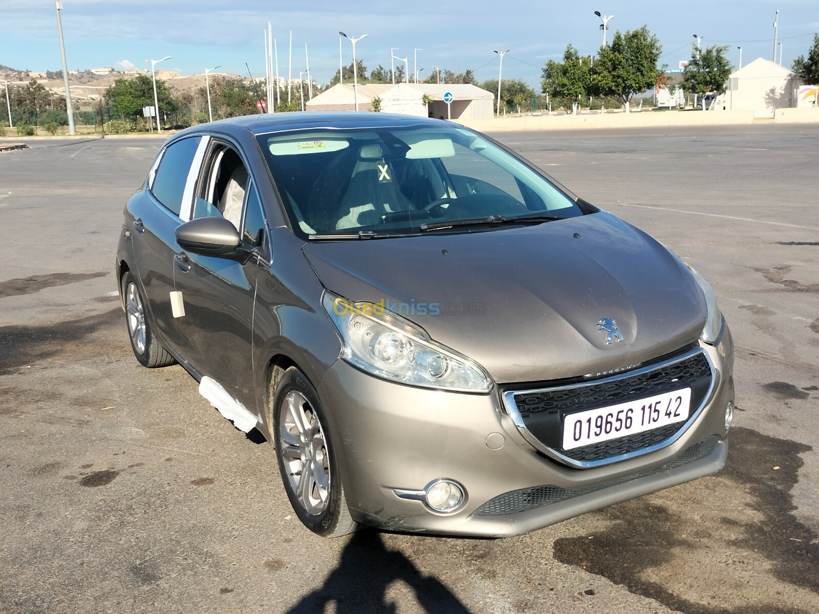 Peugeot 208 2015 Allure