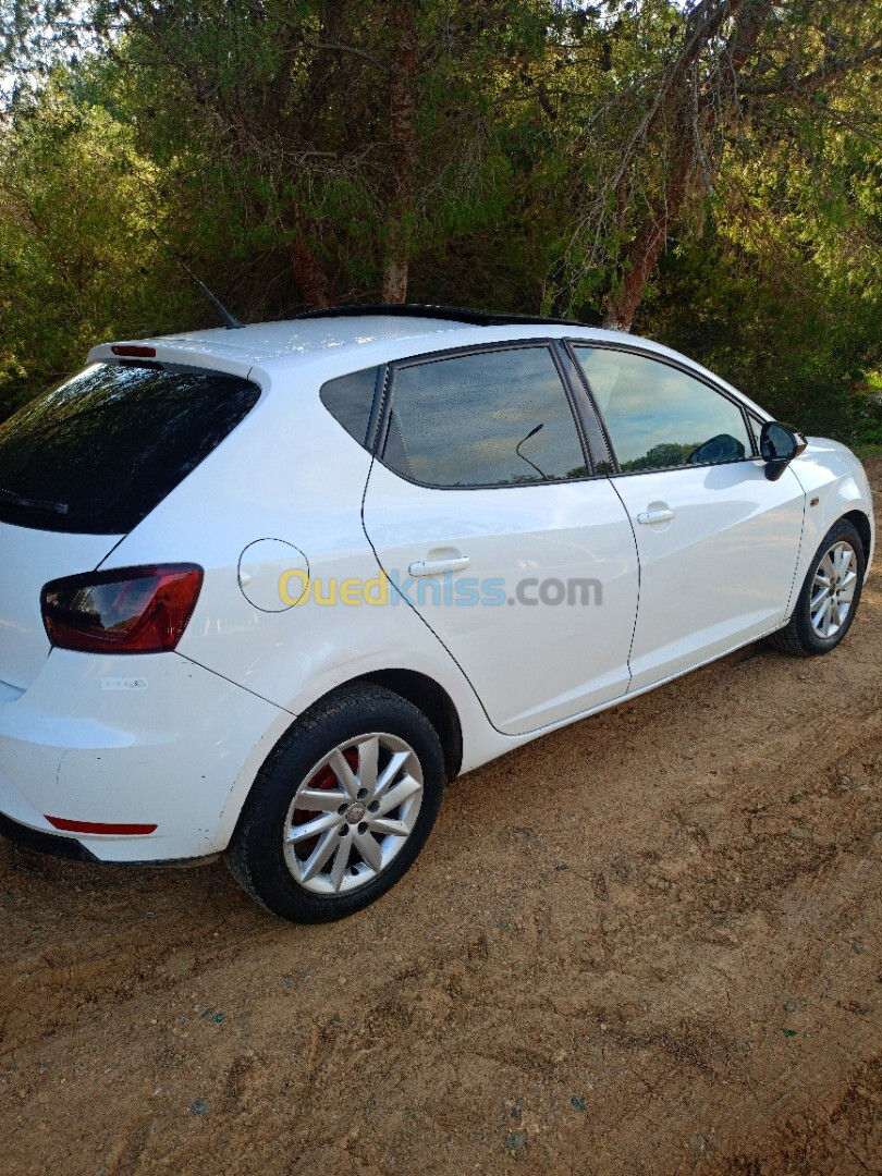 Seat Ibiza 2012 Fully +Toit ouvrant