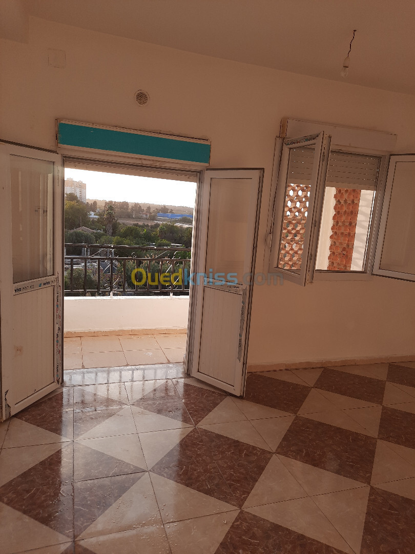 Location Appartement F4 Blida Bouinan