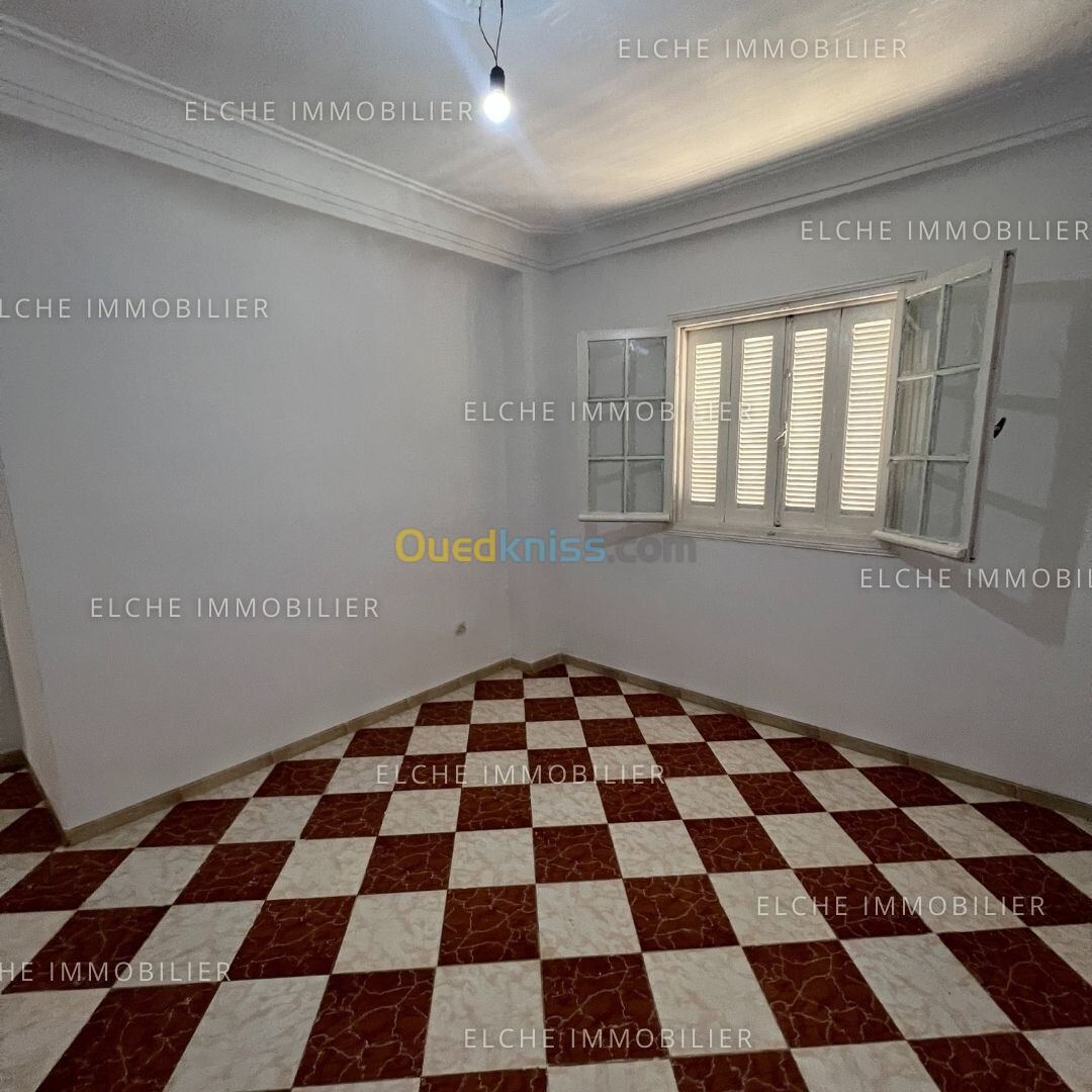 Location Appartement F4 Oran Bir el djir