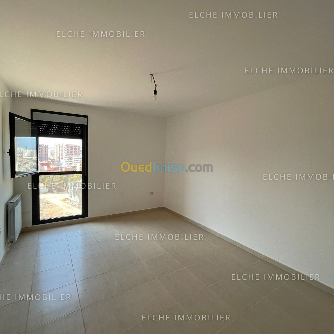 Vente Appartement F5 Oran Bir el djir