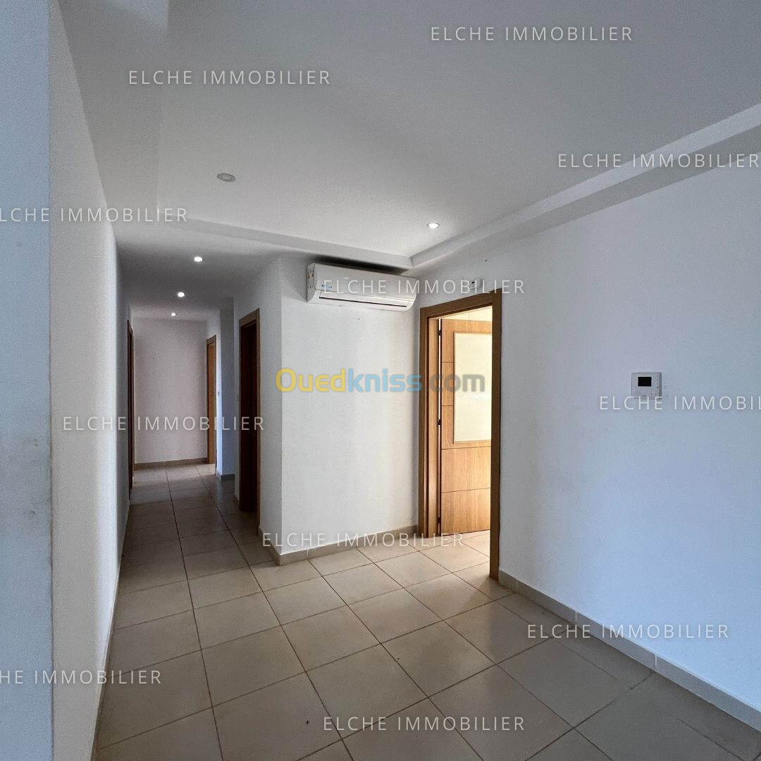 Location Appartement F4 Oran Oran