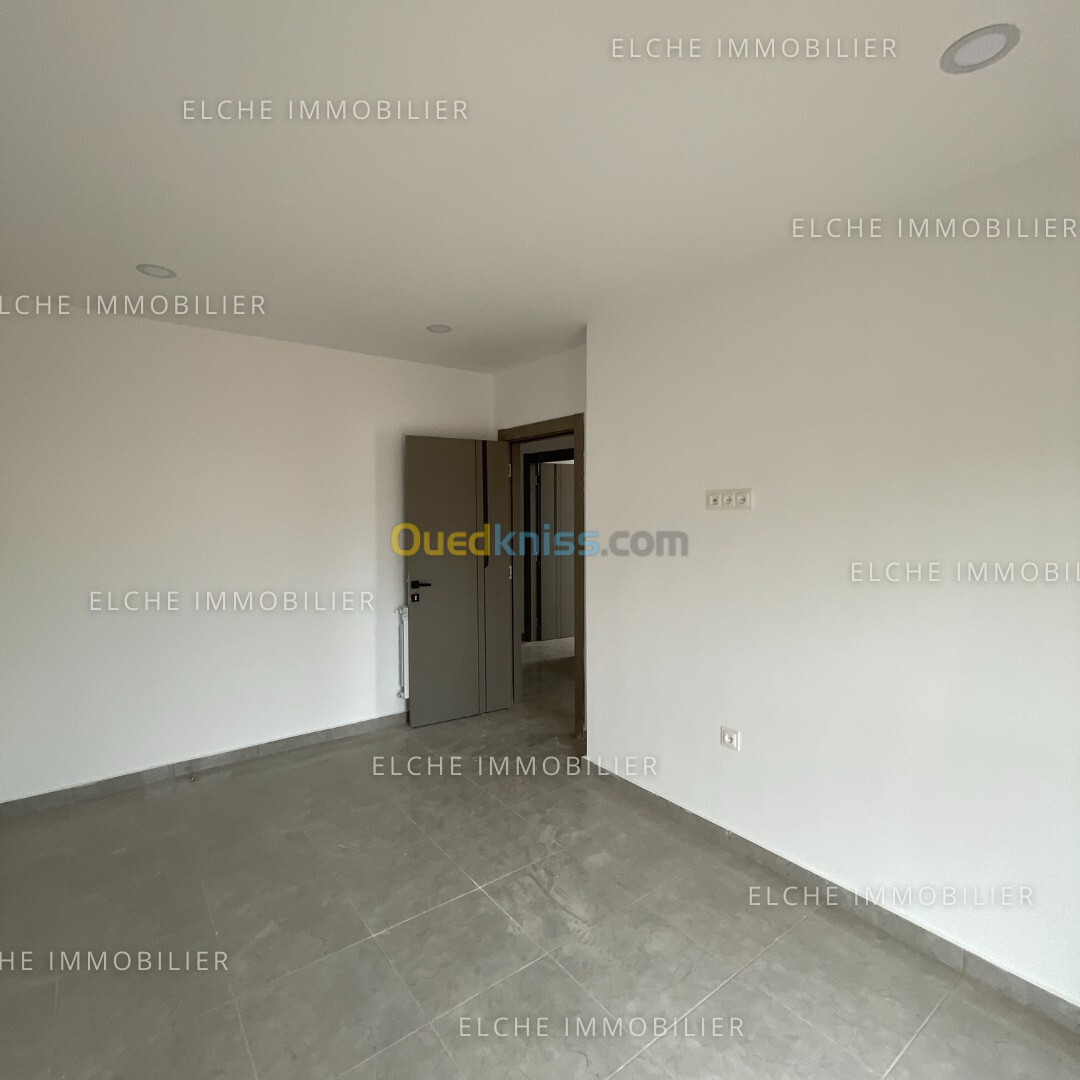 Vente Appartement F4 Oran Bir el djir