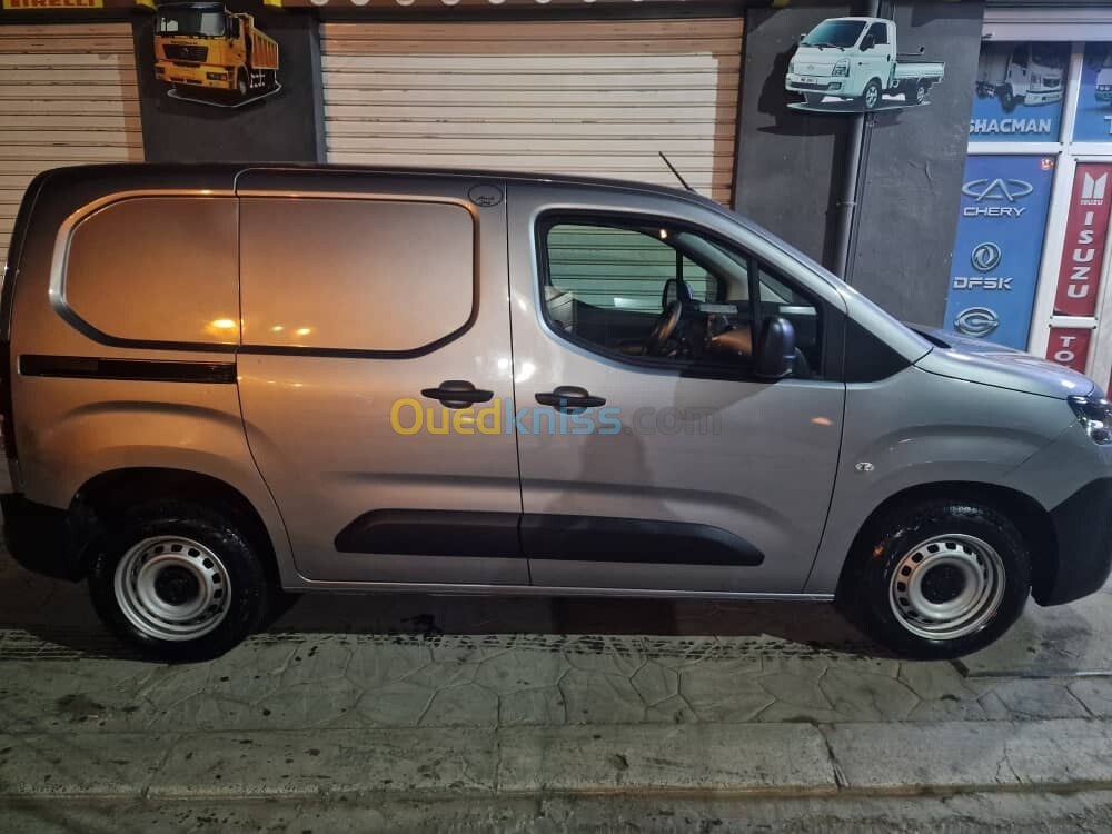 Fiat Doblo 2024 Dz