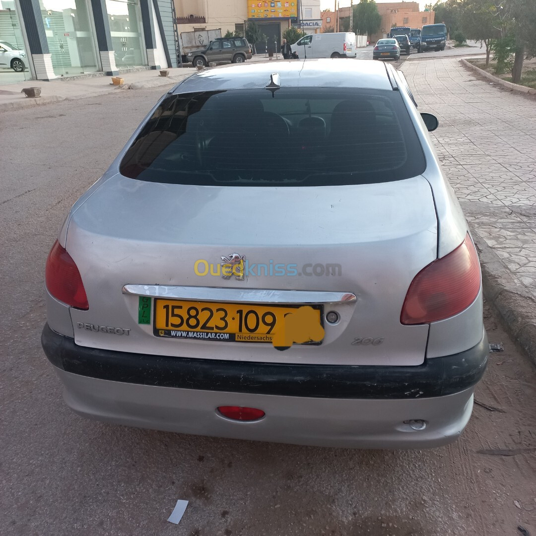 Peugeot 206 Sedan 2009 206 Sedan