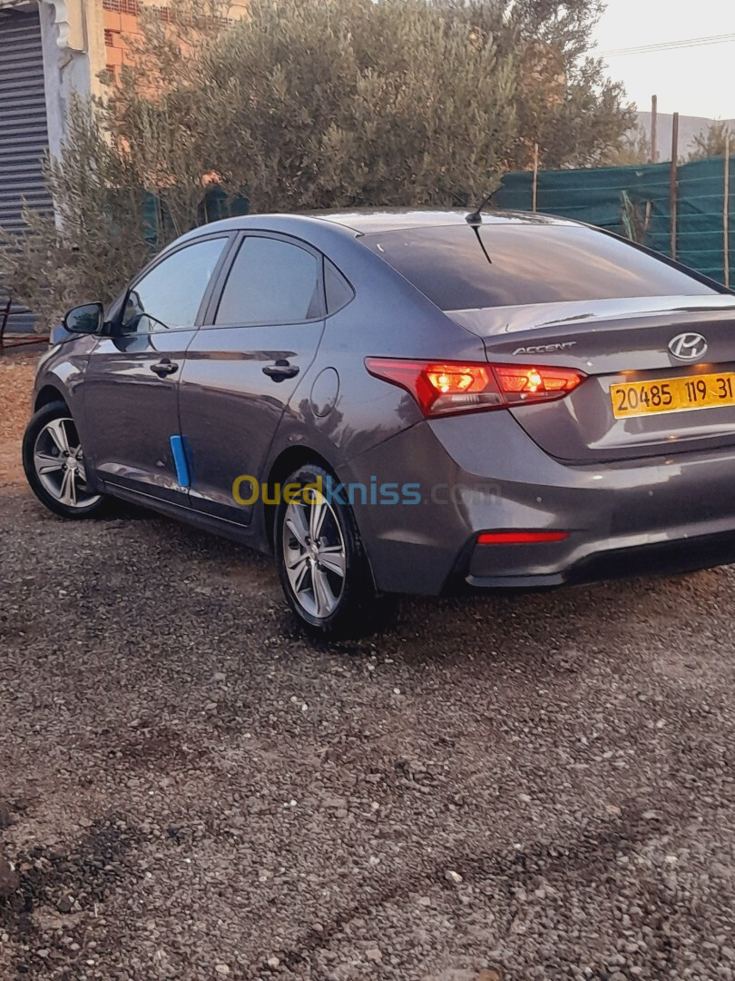 Hyundai Accent RB  4 portes 2019 Accent RB  4 portes