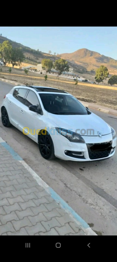 Renault Megane 3 2014 Blak touche