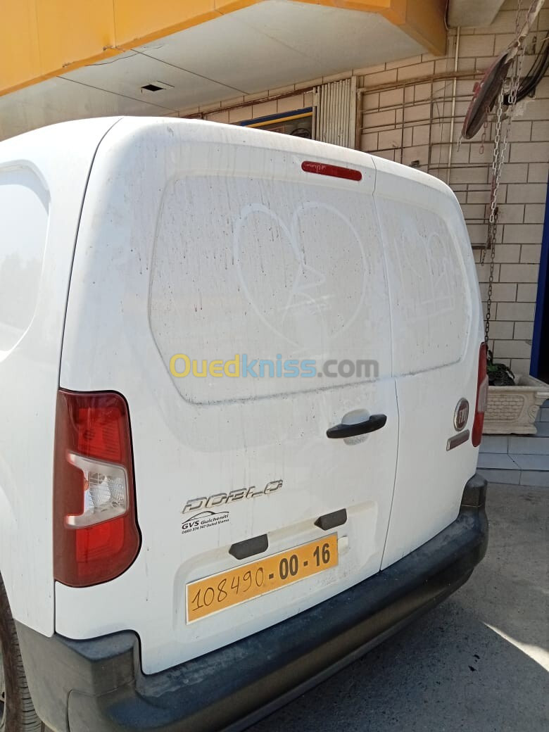 Fiat Doblo 2024 Italya