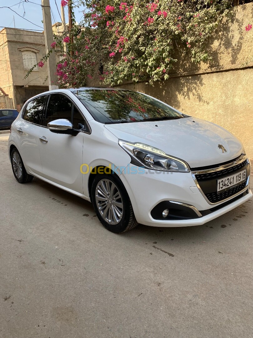 Peugeot 208 2019 Allure Facelift