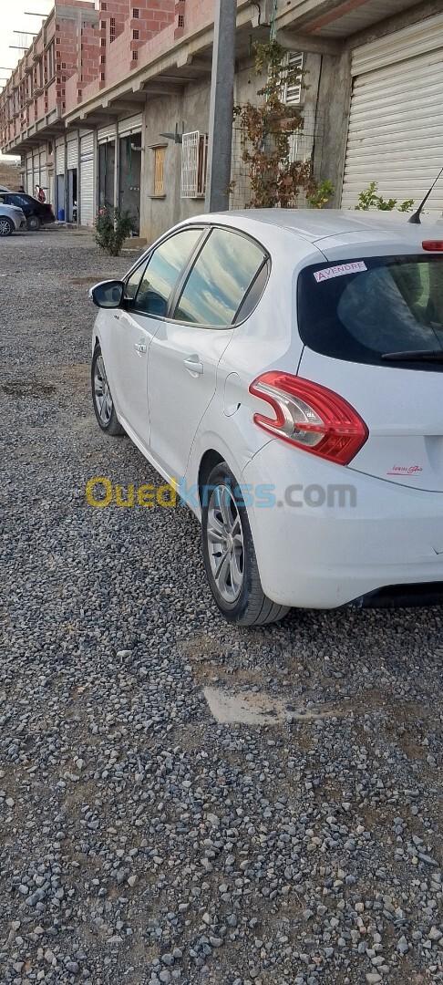 Peugeot 208 2012 Allure