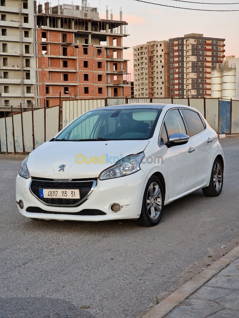 Peugeot 208 2013 Allure