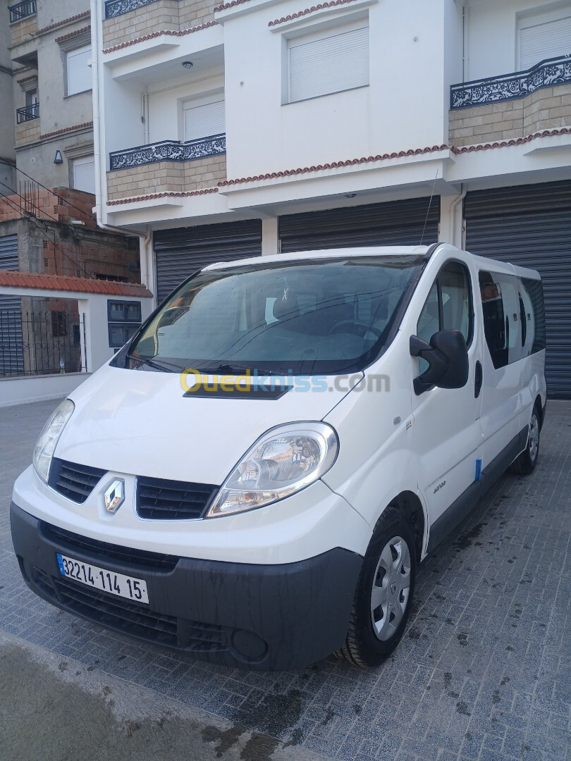 Renault Trafic 2014 Passenger