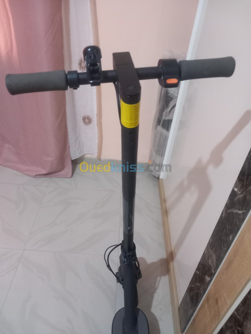 Trottinette xiaomi Scooter Essential 