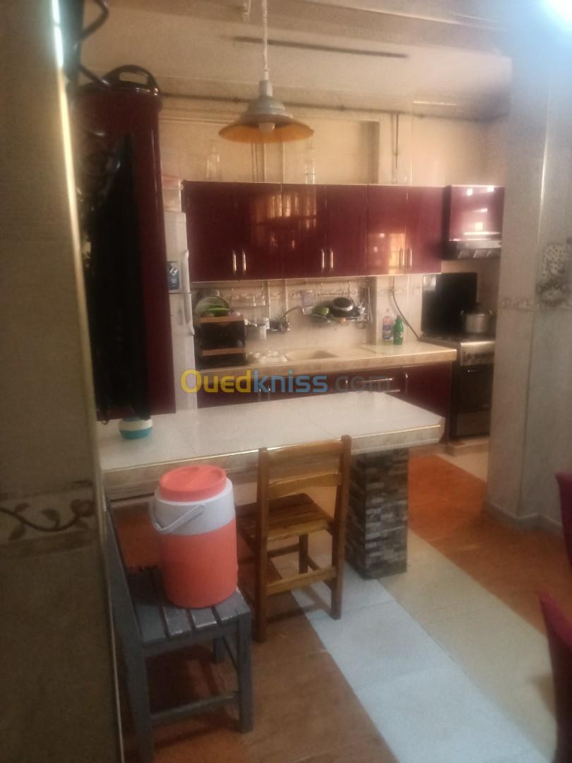 Vente Appartement F4 Bechar Bechar